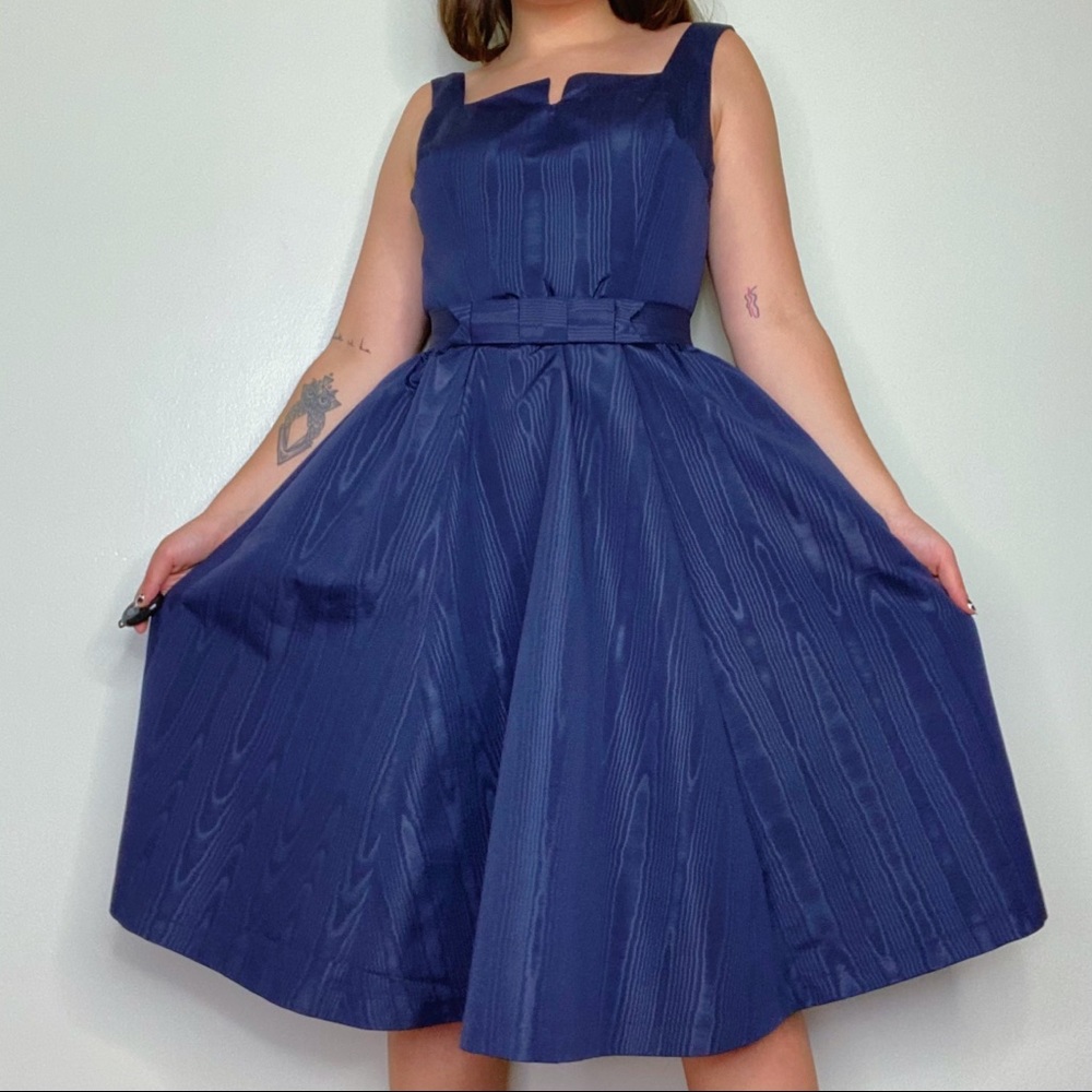 Navy blue Isaac Mizrahi dress 💙 - Picture 3 of 4